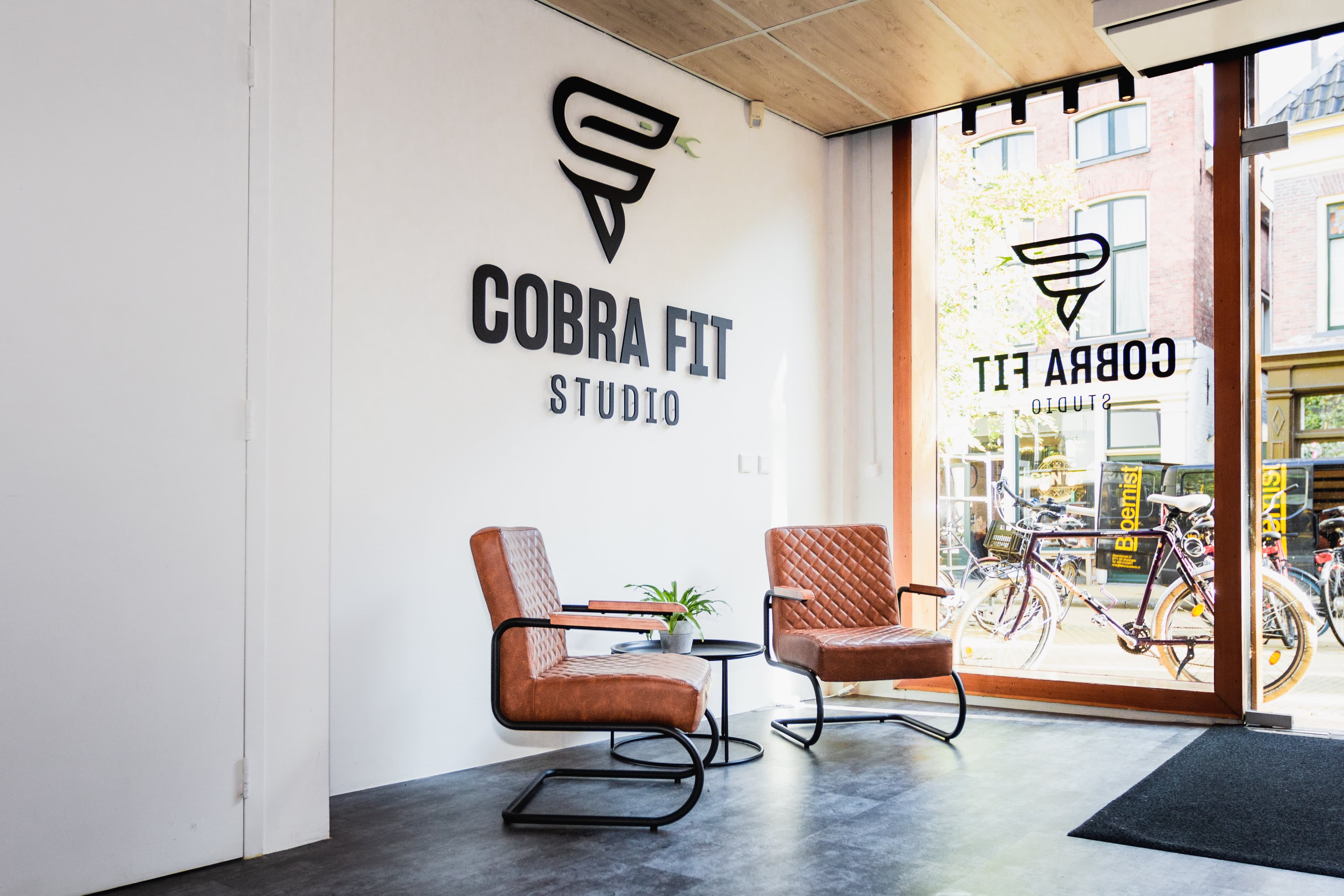 cobra fit studio foto
